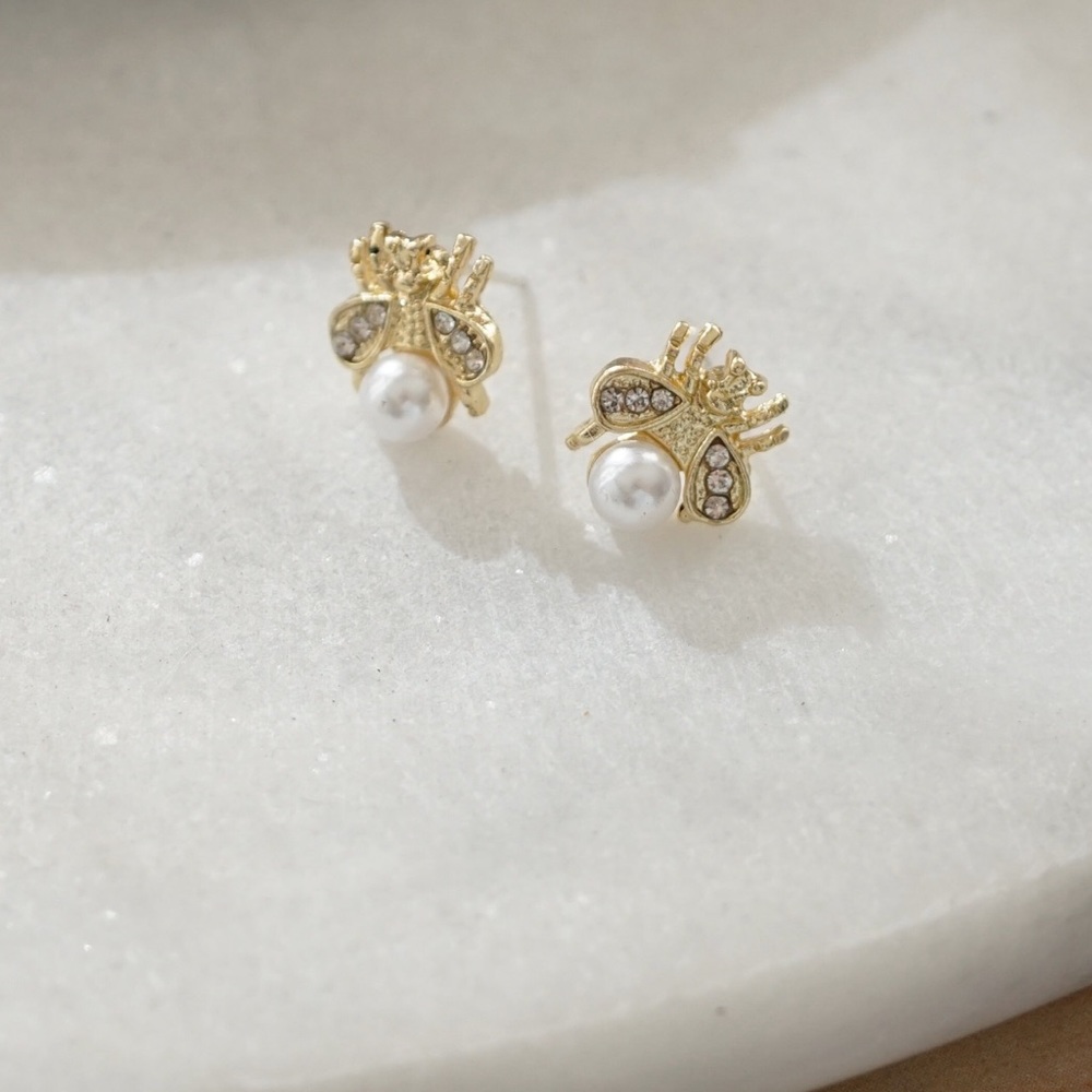 Bee Earrings - Picture 2 of 7
